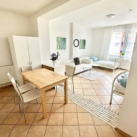 Apartman Workers Spich *