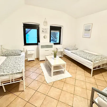 Workers Spich Apartman