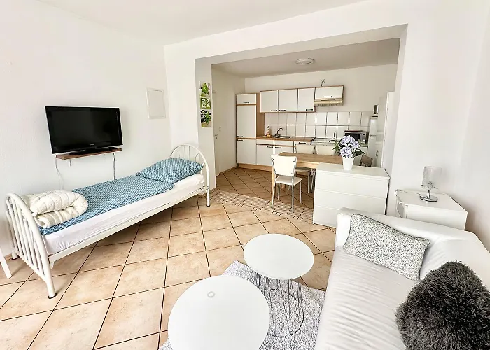 Workers Spich Apartman Troisdorf