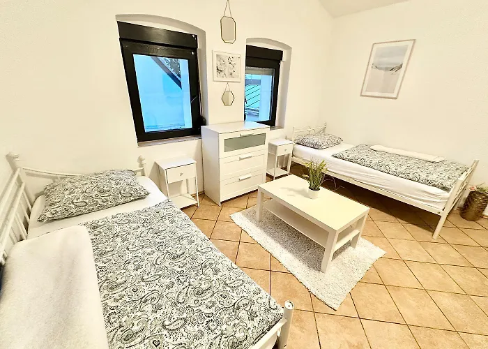 Apartman Workers Spich